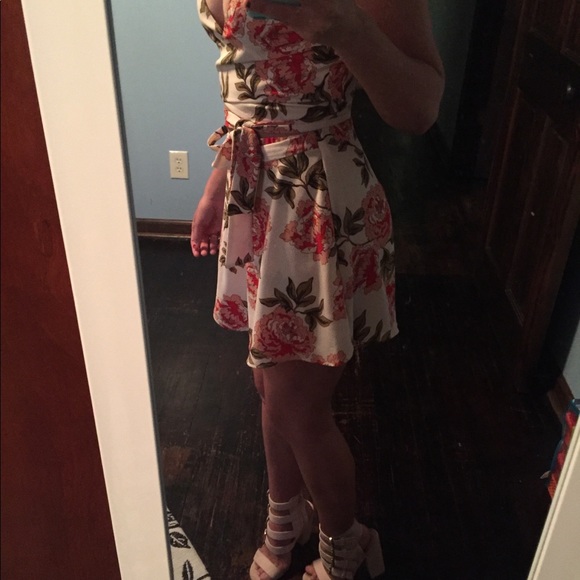 Show me your mumu set size: x small - Picture 6 of 7